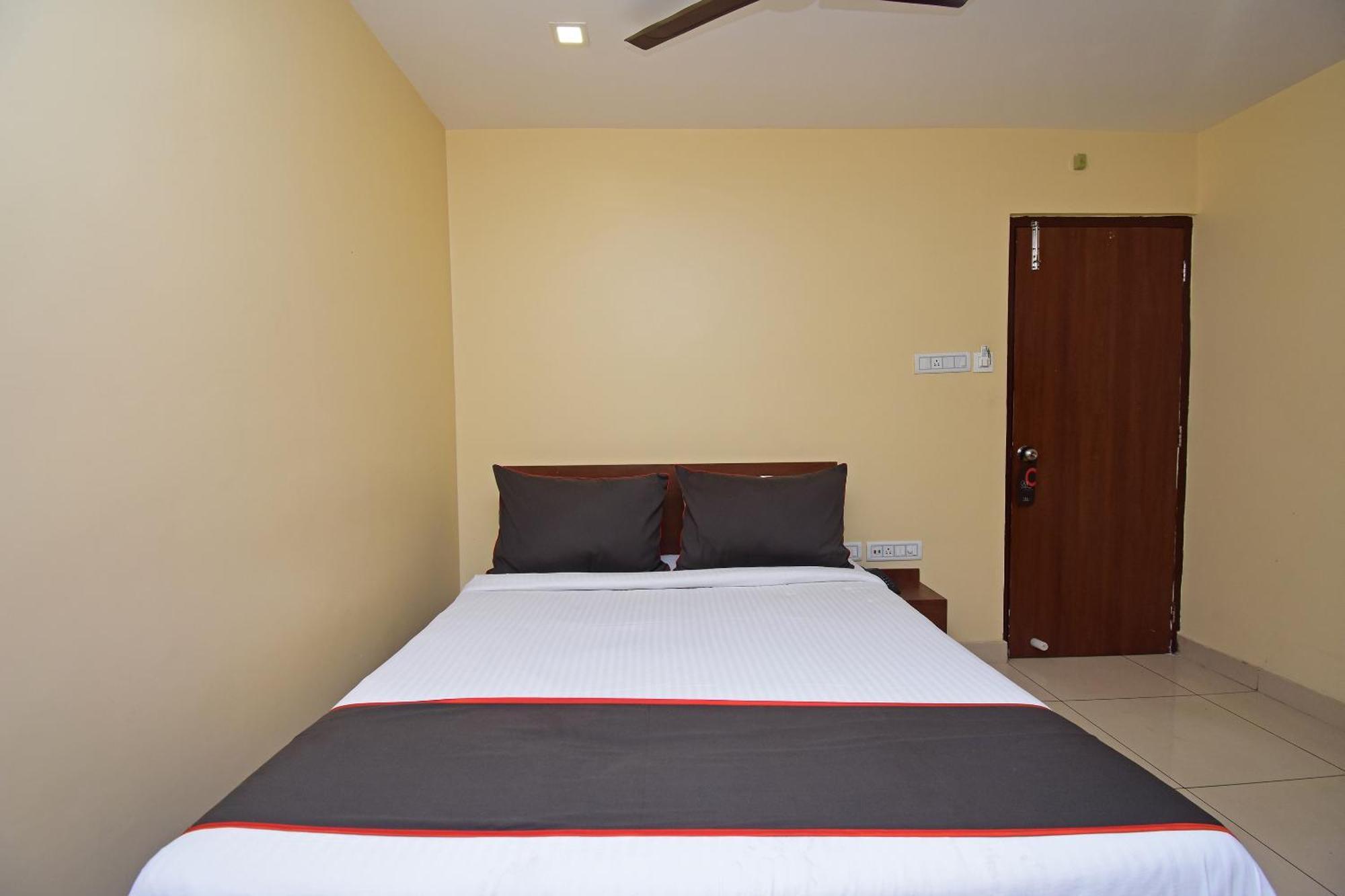 Collection O 650 Gokul VIP Road Dum Dum Exterior foto